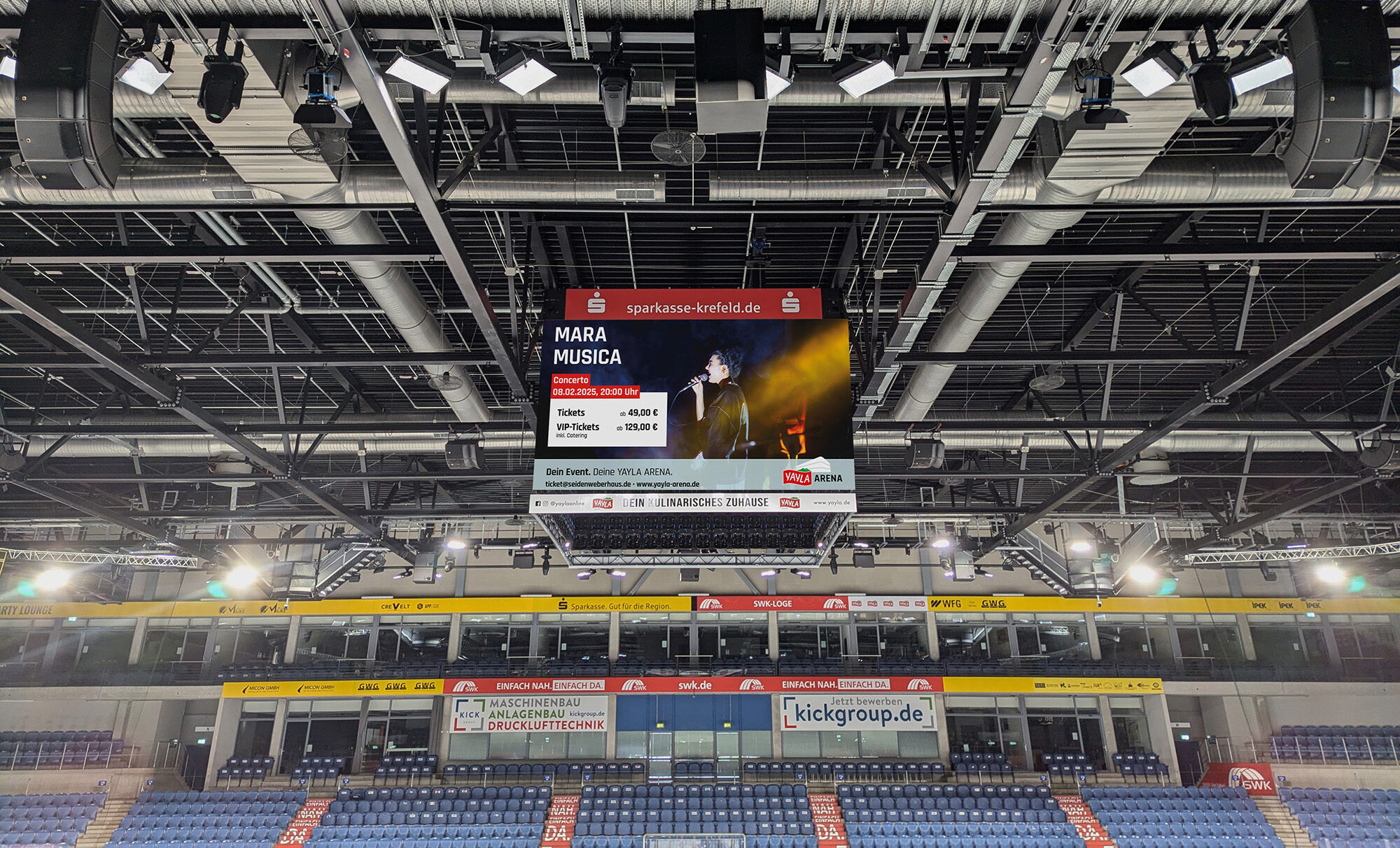 Video Cube in der Yayla Arena